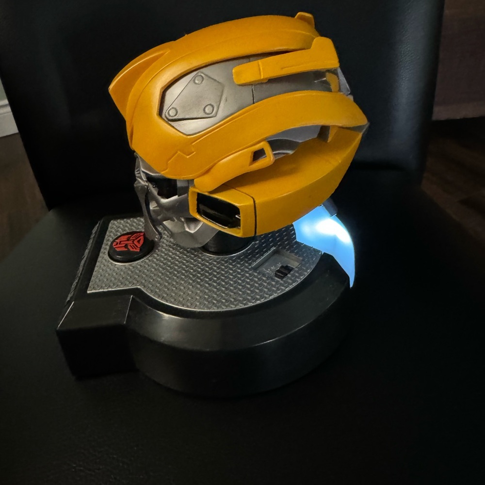 Transformers Bumblebee Nightlight - Picture 2 of 3